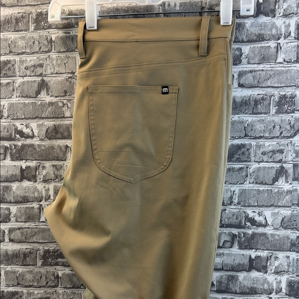 Men's Travis Mathew Tan Casual Pants‎